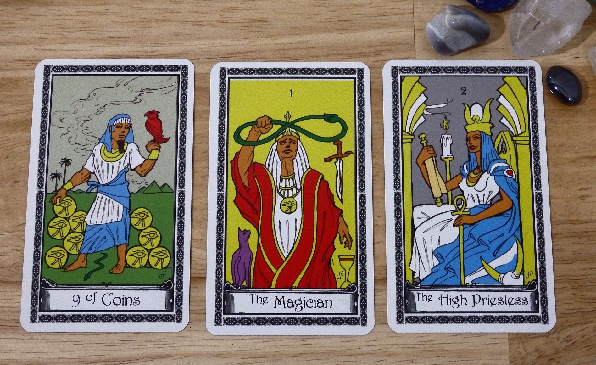 tarot-2469672_1920 Image by RosieLea from Pixabay